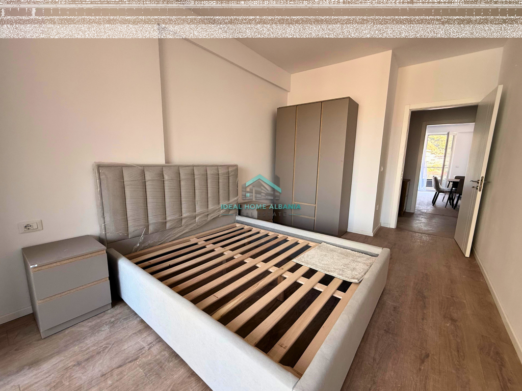 APPARTAMENTO IN AFFITTO – LUNGOMARE, VLORA