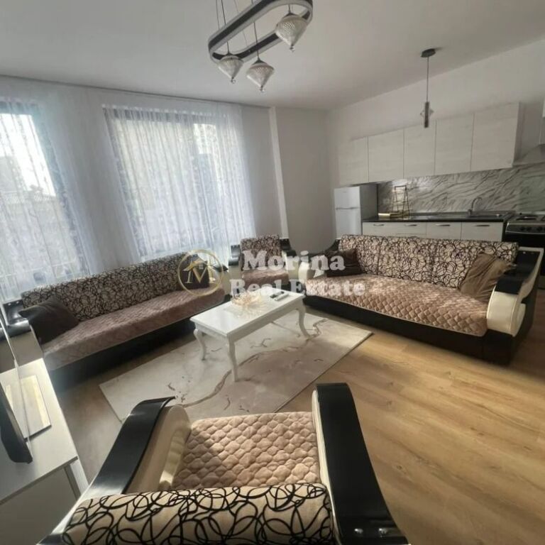 Affitto | Appartamento 2 + 1 | Nuovo Viale | 700 €/mese