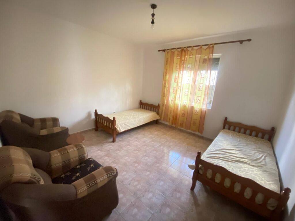 Qera, Apartament 3+1, Rruga Ramazan Bogdani, pranë Rrugës Siri Kodra dhe 5 Maji