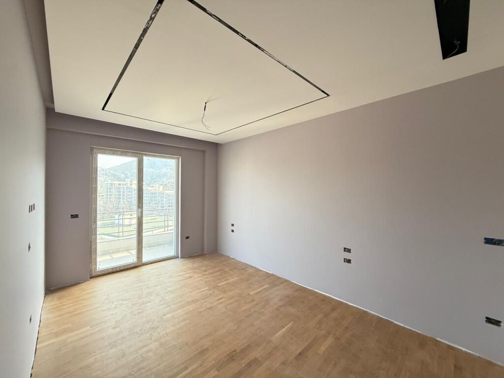 Penthouse Premium për Shitje – Green Terrace, Liqeni i Thatë