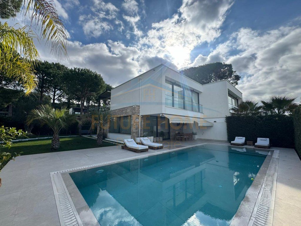 Shitet, Vilë e Bashkangjitur, "San Pietro Residence", Gjiri I Lalëzit