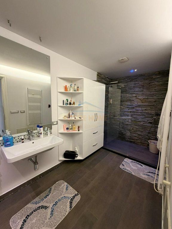 For sale, 2+1 Apartment Laprake, Tirana.