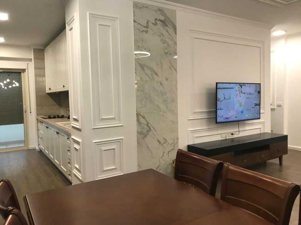 Shitet Apartament 3+1+2 në Qendër të Durrësit