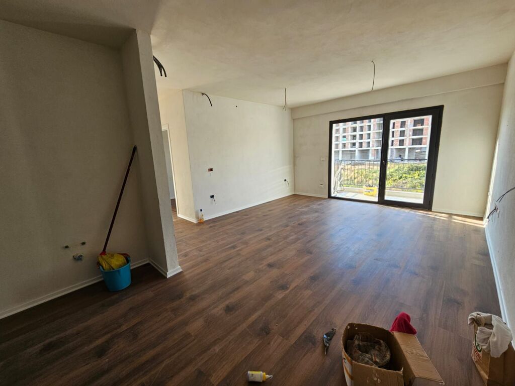 Apartament 2+1 ne Shitje Porcelan ne Tirane