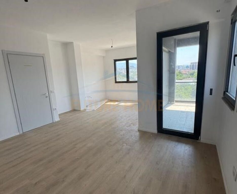 Shitet, Apartament 2+1+2, Oasis Residence, Unaza e Re