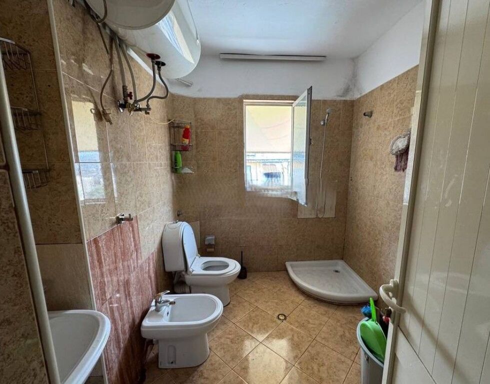 LAPRAKE, VENDIAMO APPARTAMENTO 2+1