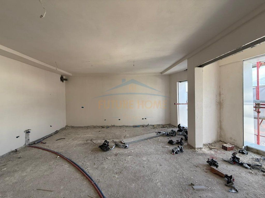 In vendita, Appartamento 3+1+2, Porcelan, Tirane