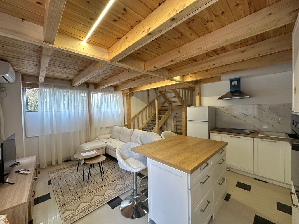 Duplex for rent Selvia