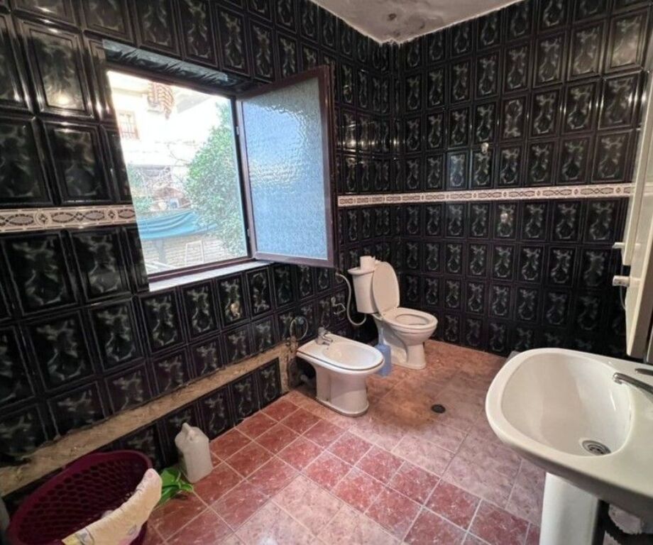 Qera, Apartament 2+1, post parkimi  Ish Parku i Autobuzave , Tirane.