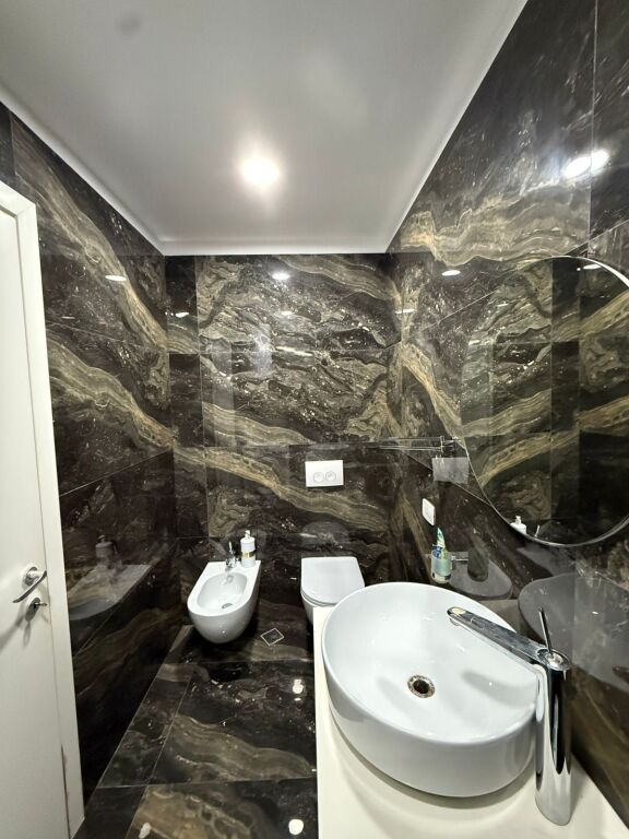 Apartament me qera 2+1 tek Ish Fusha e Aviacionit (ID B2201792) Tirane