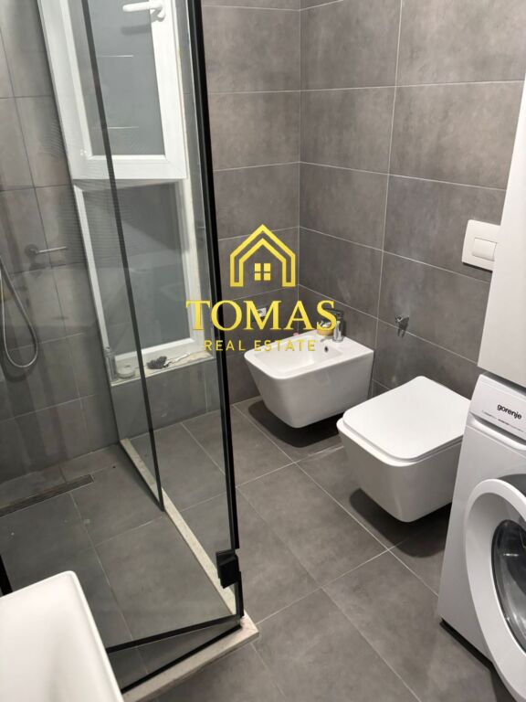 Ish Fusha e Aviacionit Jepet 2+1 me Qera