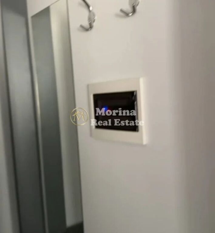 Shitje | 2 Apartamente 1 + 1 | Rruga e Barrikadave | 220000 €