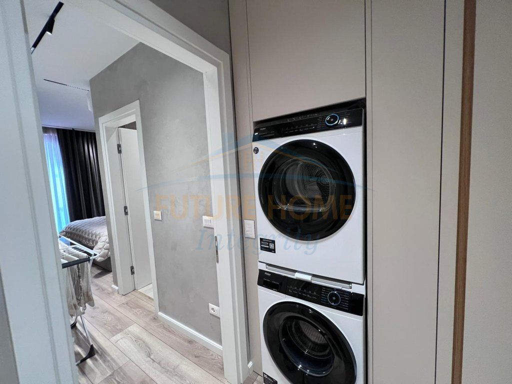 Shitet, Apartament 2+1+2, Rezidenca Erli, Tiranë.