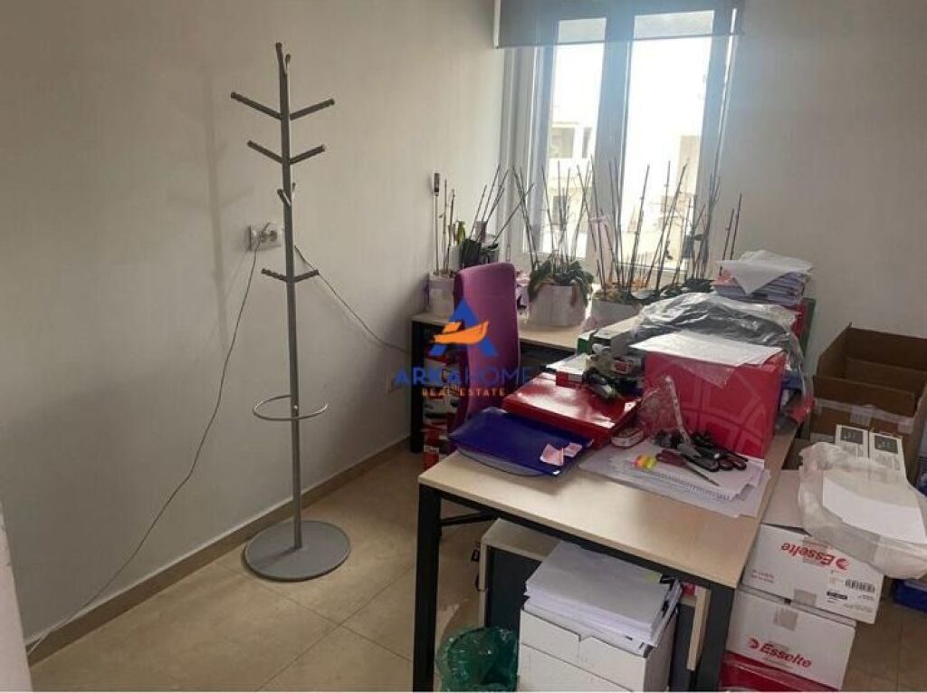 OFFICE FOR RENT 105M2 "MYSLYM SHYRI" 1400 EURO