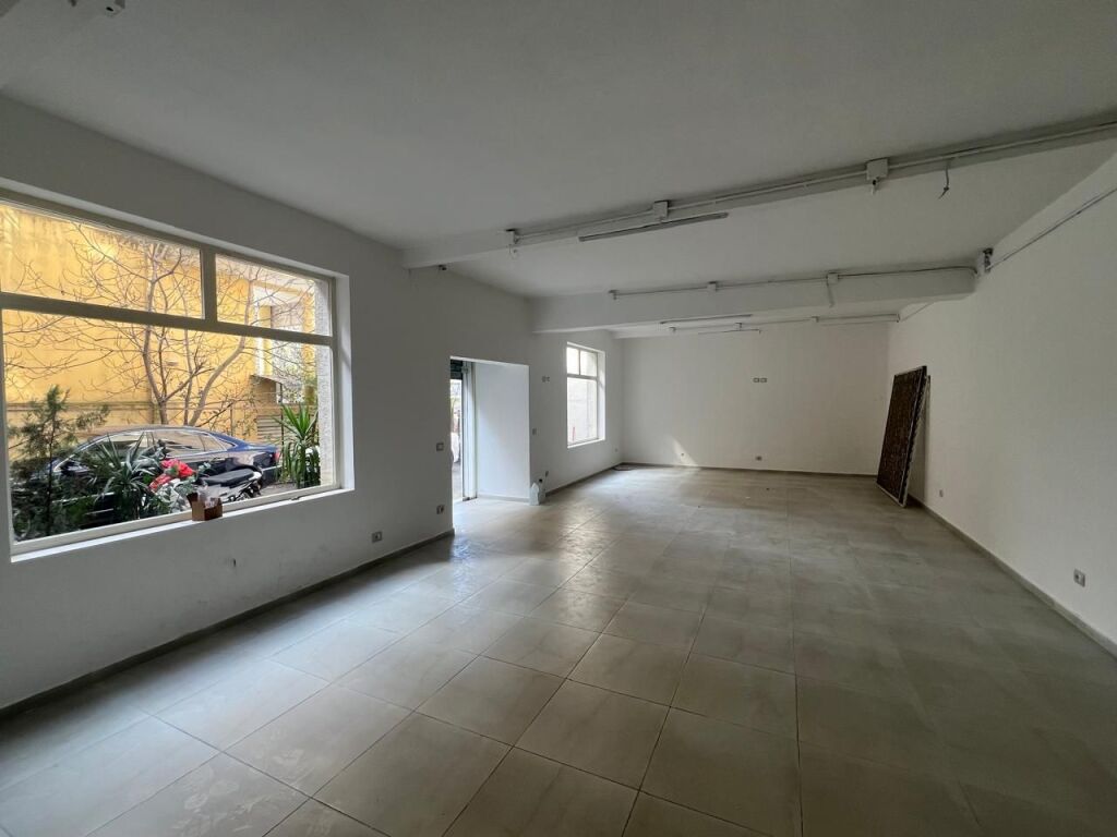 🏢 Jepet me Qera Ambient Biznesi ne Ali Dem