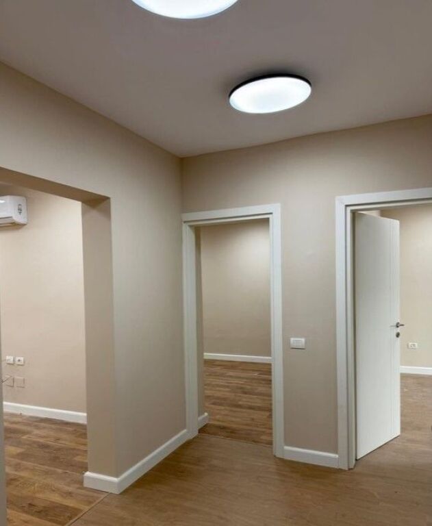 APARTAMENT 2+1 PER SHITJE PRANE PETRO NINIT