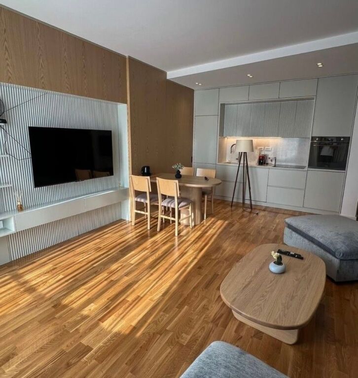 Apartament me qera