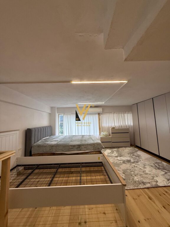 JEPET APARTAMENT 1+1 ME QERA RRUGA E DIBRES 65.000 LEKE