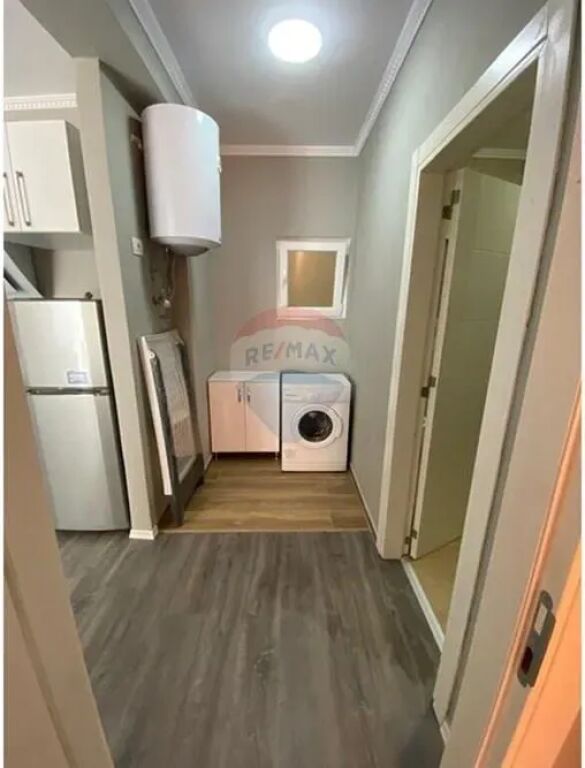 Apartament 1+1 me qira Bulevardi Ri