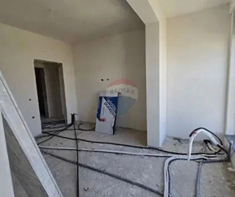 Apartament - Për Shitje - Bulevardi i Ri, Tiranë