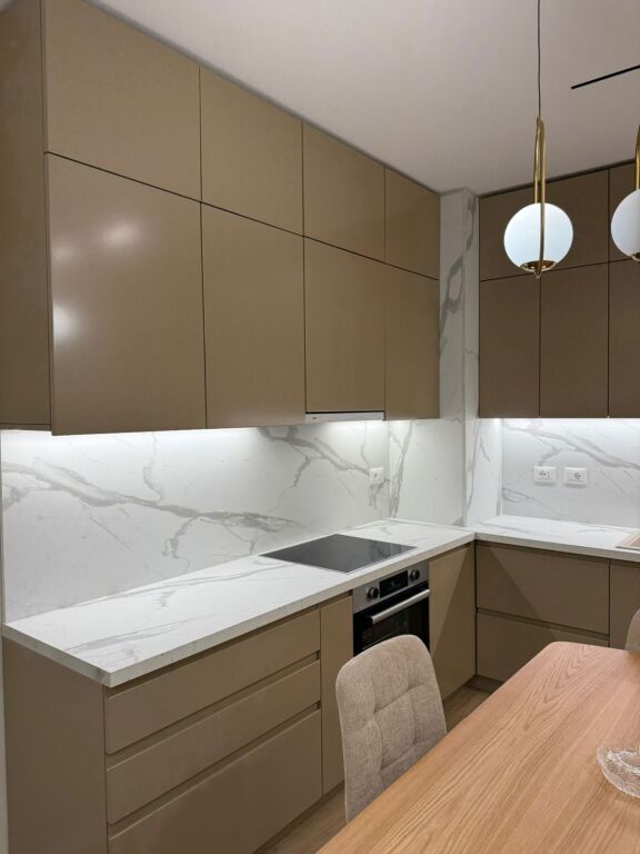 Super ap 1+1 a Laprake (vicino alla cupola)