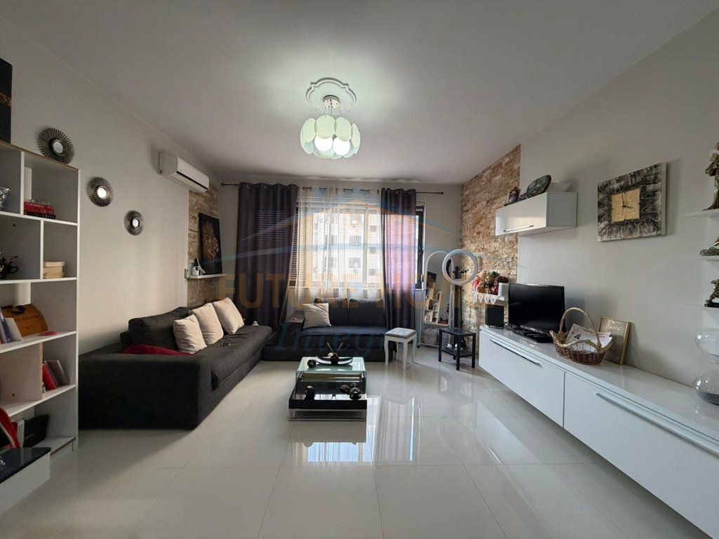 In vendita, Appartamento 1+1, Nuovo Anello, Tirana.​