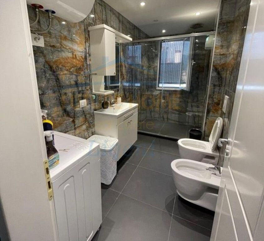 Rent, Apartment 2+1+Parking Space, Zoological Garden, Tirana.