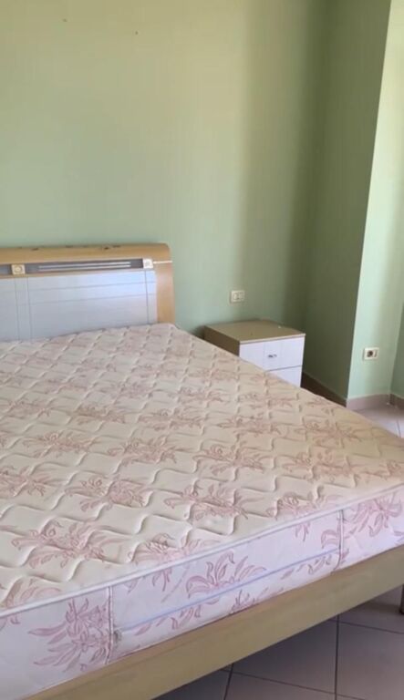 Affittasi appartamento 1+1, via Mih Duri vicino all'ex Ambasciata Jugoslava 600 mila lek 