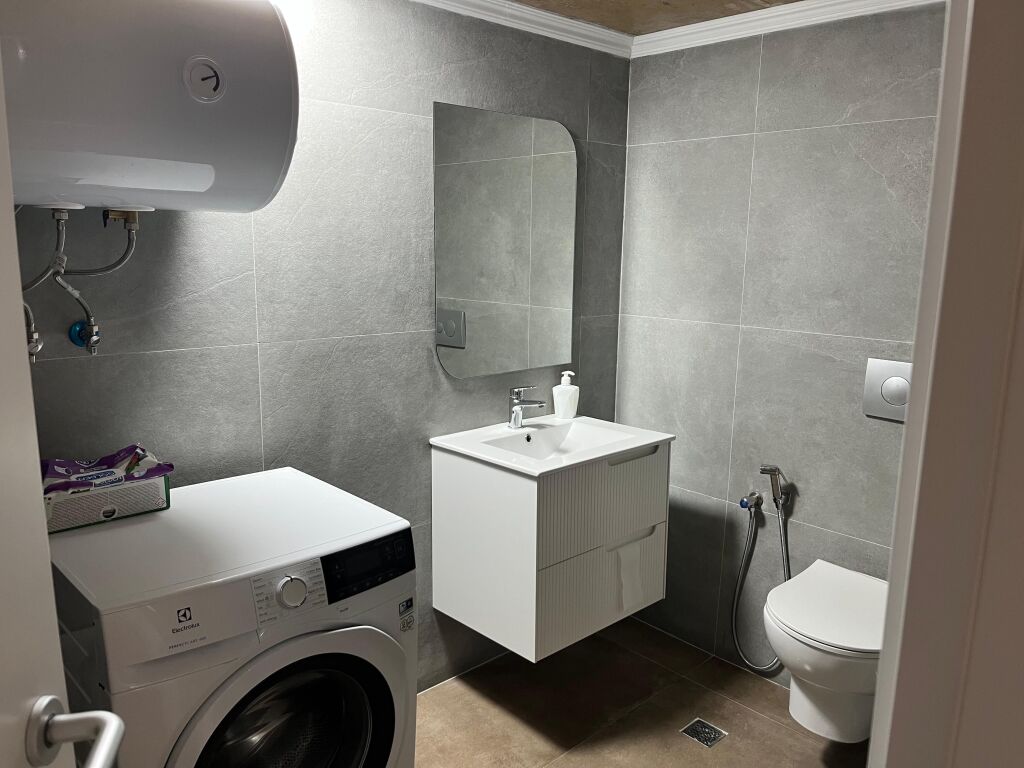 Super ap 1+1  Dublex ( ospedale Americano 3 )