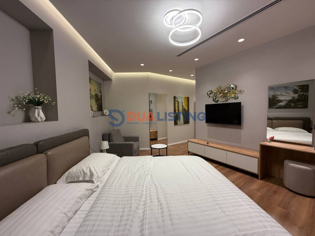 VENDIAMO 4 STUDIO INVESTITI + POSTO AUTO VICINO AL CENTRO!