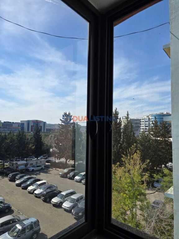 Apartment me qira 2+1+1+2 ballkone, Kompleksi "Garden City", Kthesa Kamzës!