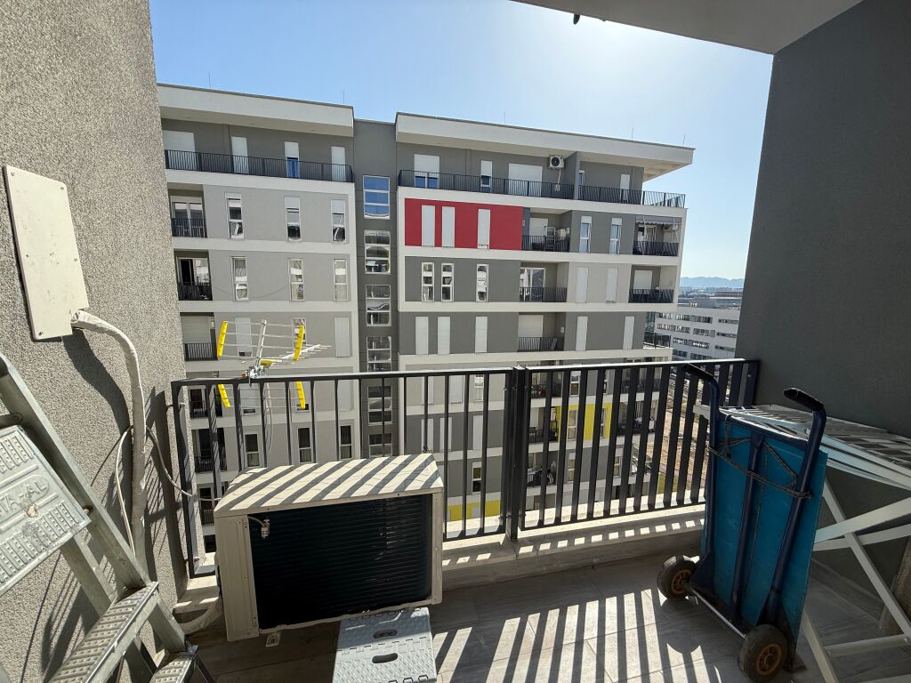 Univers city / Qera Apartament 1+1 Me Post Parkimi 40’000 All / Muaj