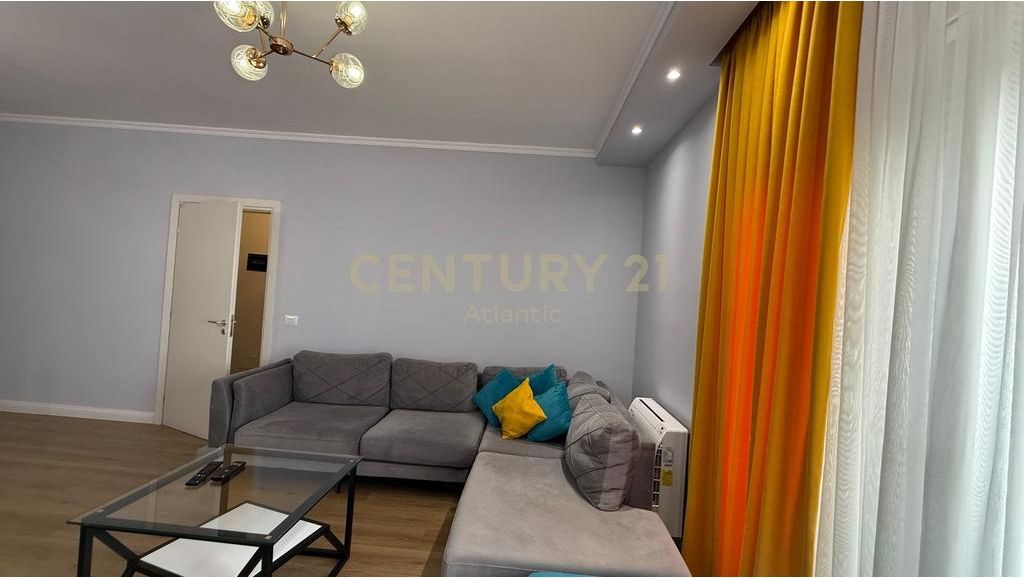 Apartament 1+1 Me Qira në Rruga e re e Portit, Durrës - 500€ | 71 m²