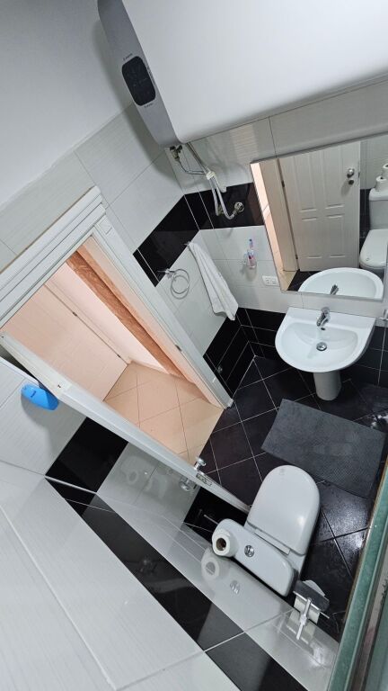 Apartament 2+1+2 per Shitje tek Lagja 6, Ish Rajoni i Policisë, Durres.