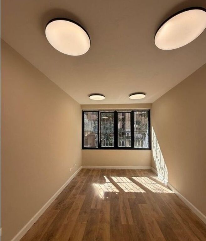 APARTAMENT 2+1 PER SHITJE PRANE PETRO NINIT!