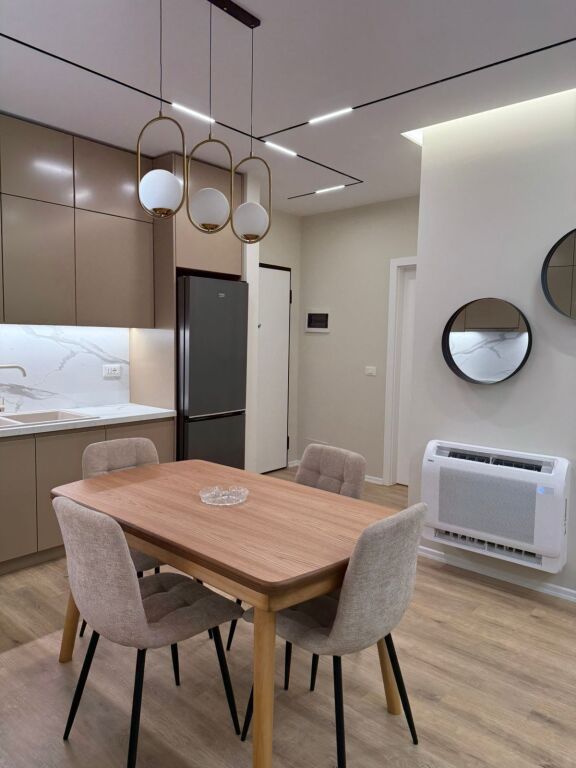 Super ap 1+1 a Laprake (vicino alla cupola)