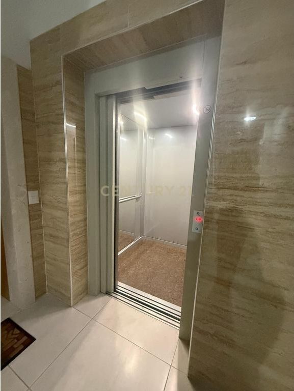 Apartament 1+1 Me Qira në Rruga e re e Portit, Durrës - 500€ | 71 m²