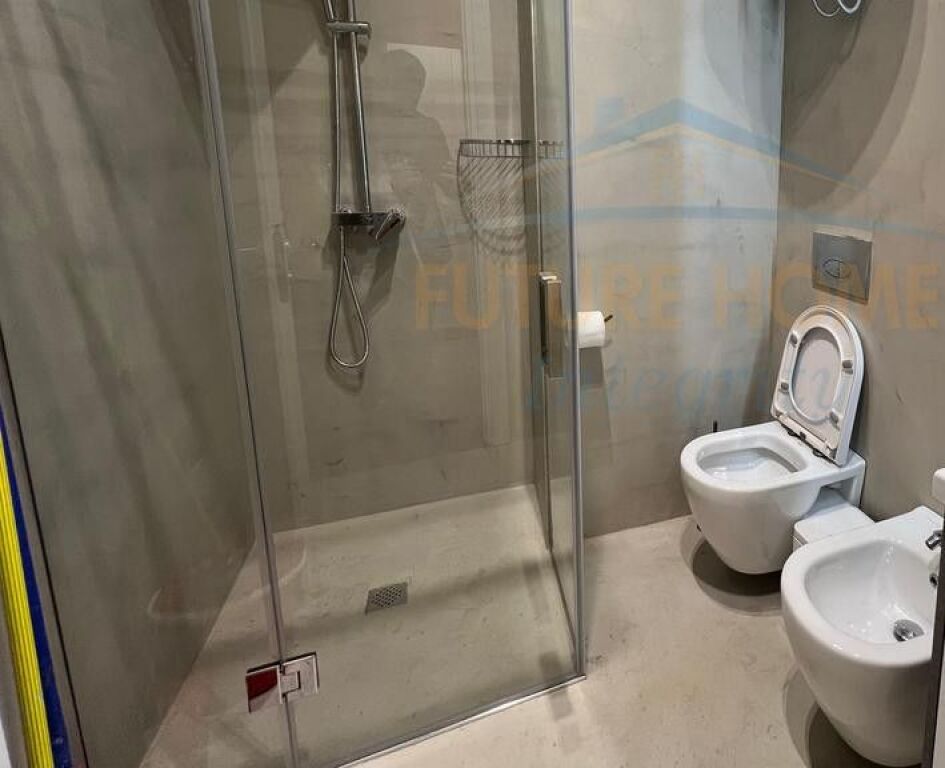 For sale, Apartment 2+1+2+Parking Space, Ali Demi, Tirana.