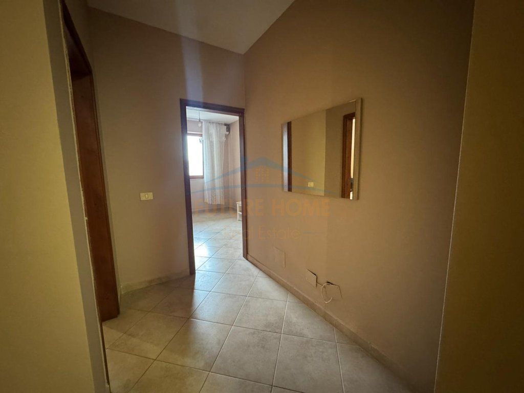 Qera, Apartament 3+1+2, Rruga e Barrikadave, Tirane Empire64524