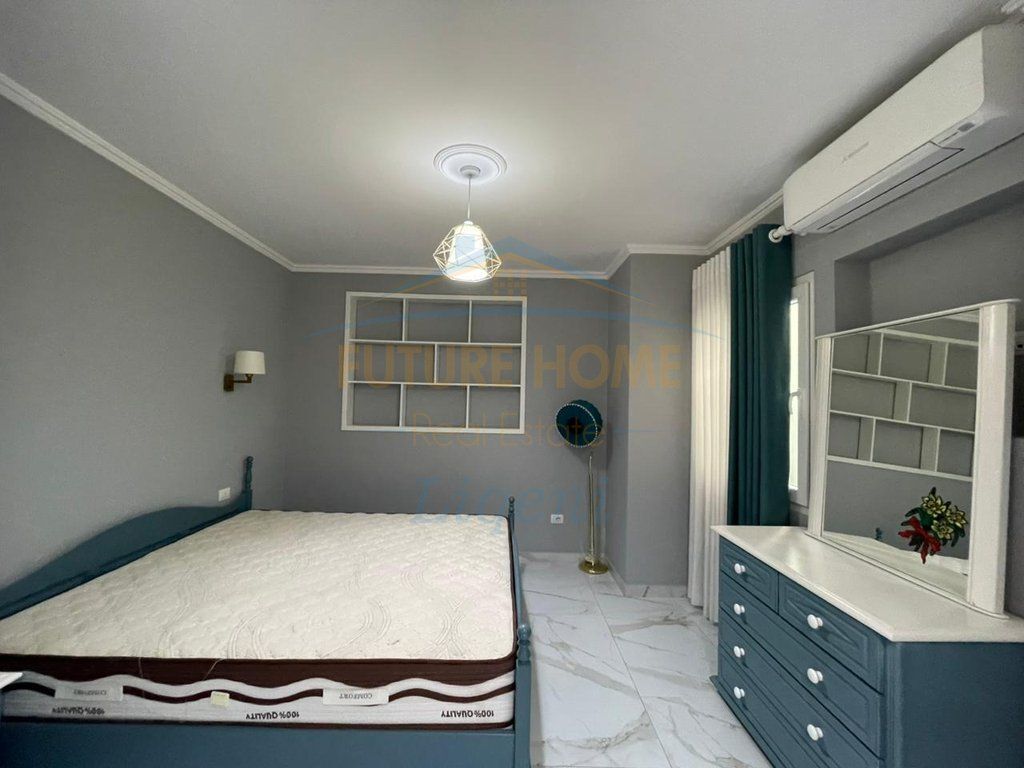 Rent, Apartment 2+1+2, Willson Square, Tirana.
