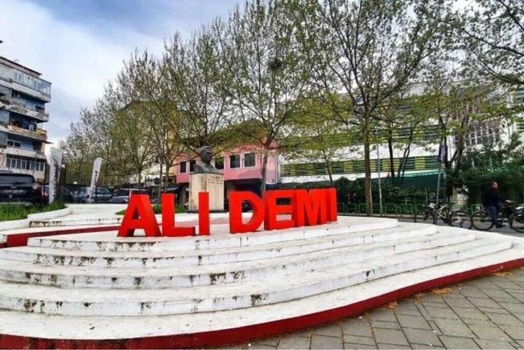 Appartamento 2+1 in vendita a Ali Dem!