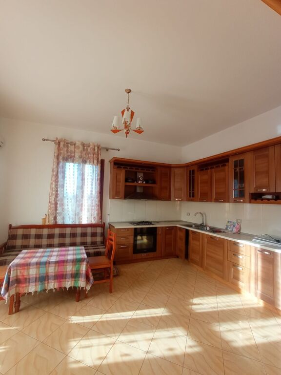 Jepet me qera vile 3_kateshe fshati Vishaj ,Tirane