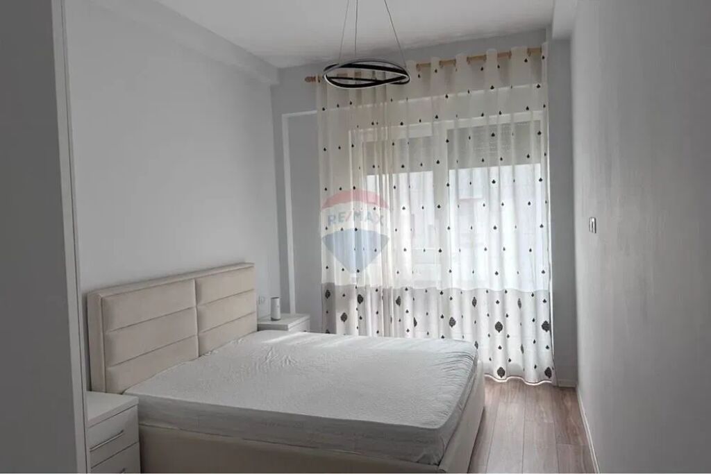 Apartament 2+1 me qera Kompleksi Kontakt