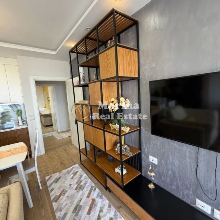 Qera | Apartament 4 + 1 | Fresku| 600 €/muaj