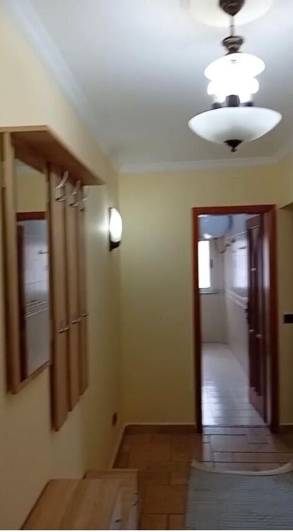 Apartament ne shitje 2+kuzhine me vehte 📍Xhamllik, prane Rossmann Lala