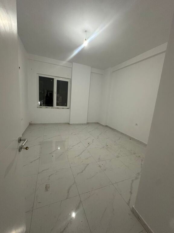 APARTAMENT ME QERA 2+1