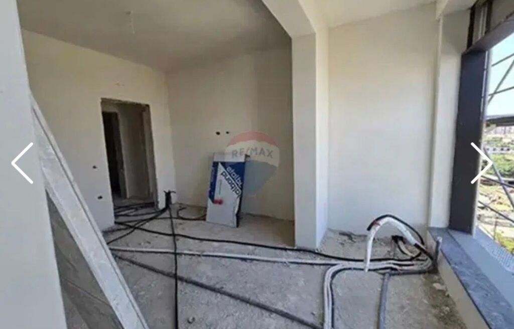 Apartament 2+1+2 +Post Parkimi ne Shitje