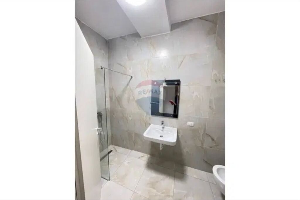 Apartament 1+1 me qera 21 Dhjetori Kontakti
