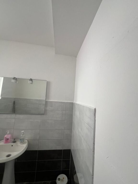 🏢 Jepet me Qera Ambient Biznesi ne Ali Dem