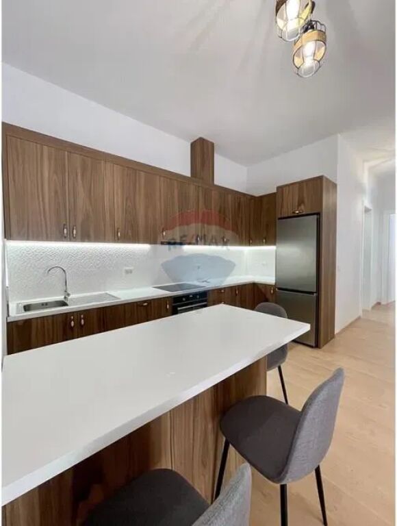 APARTAMENT 2+1+2 + PARKIM ME QIRA TEK DELIJORGJI!